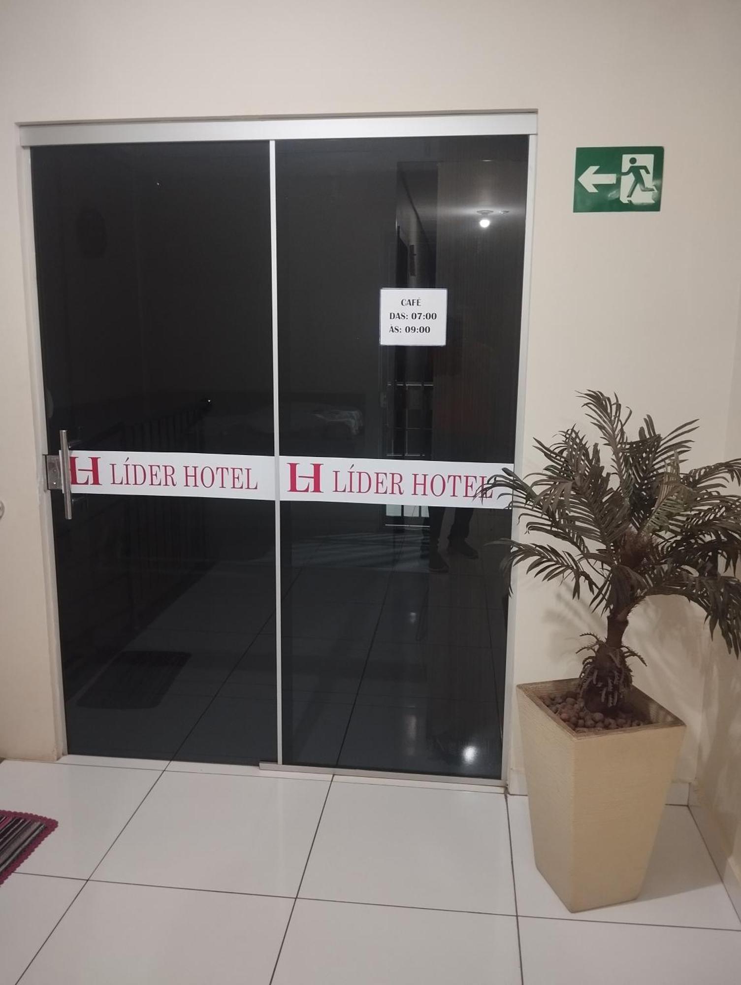 Lider Hotel Goiânia Exterior foto